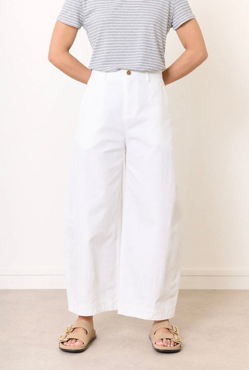 Barrel Pants in White