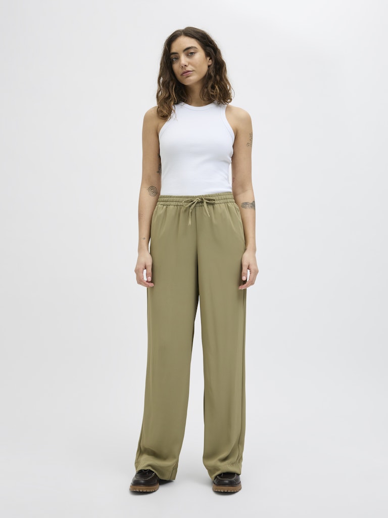 Wide Leg Pants in Aloe