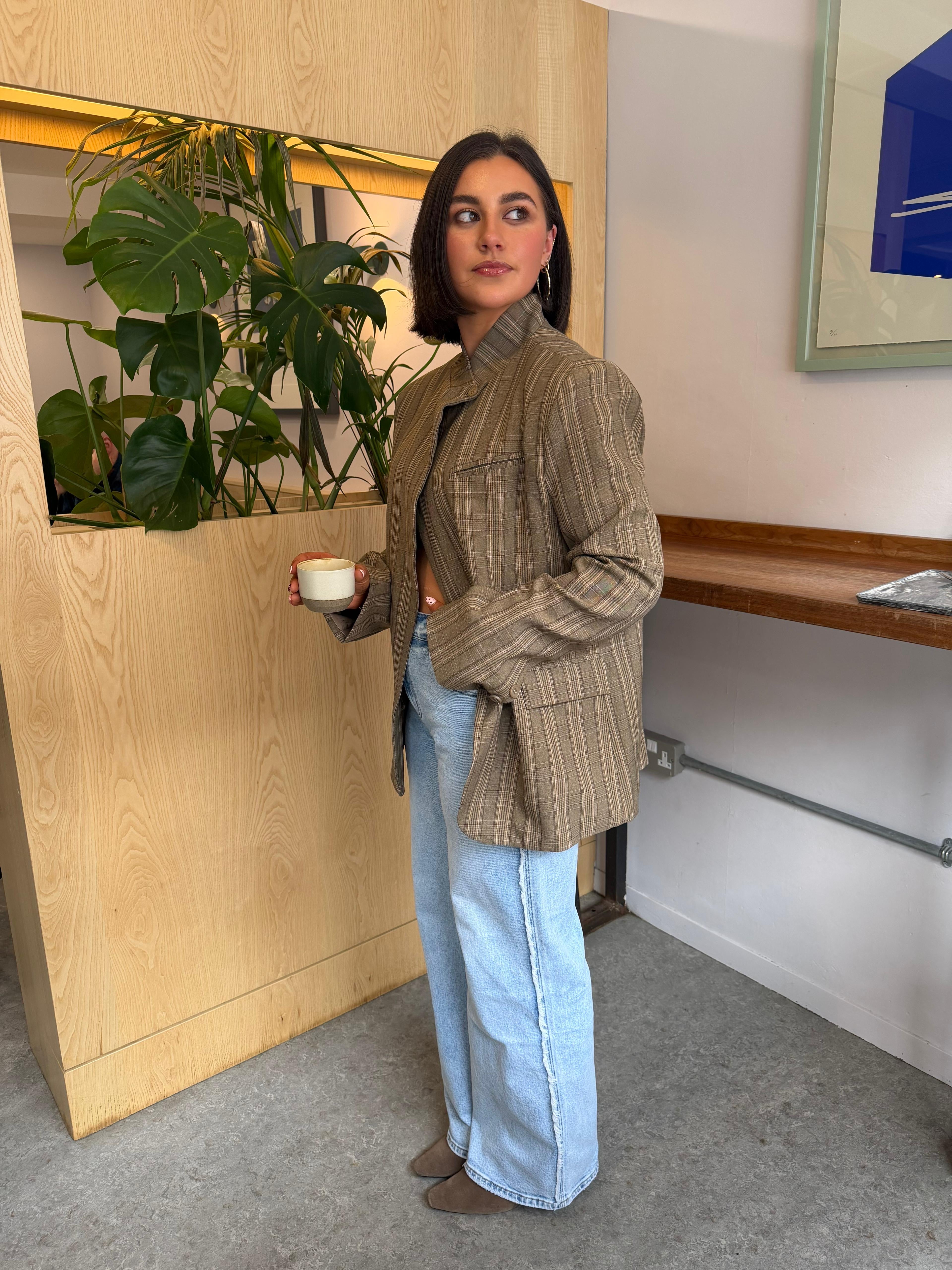 Straight Leg Jean in Light Blue