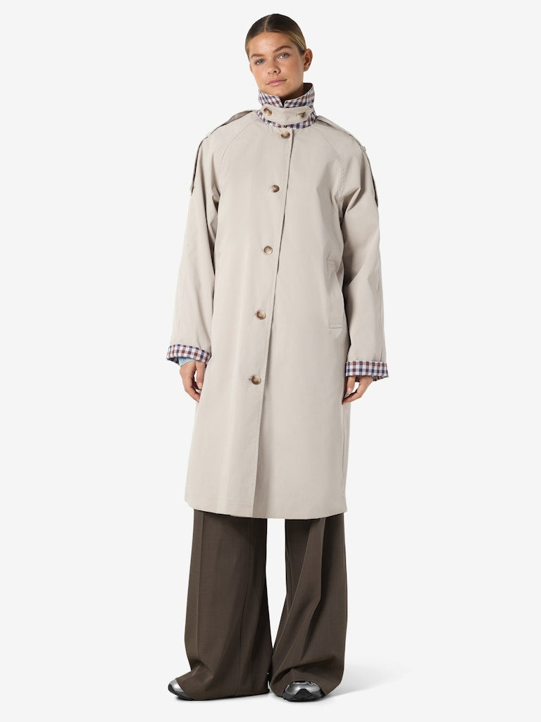 Sandie Trench Coat in Beige