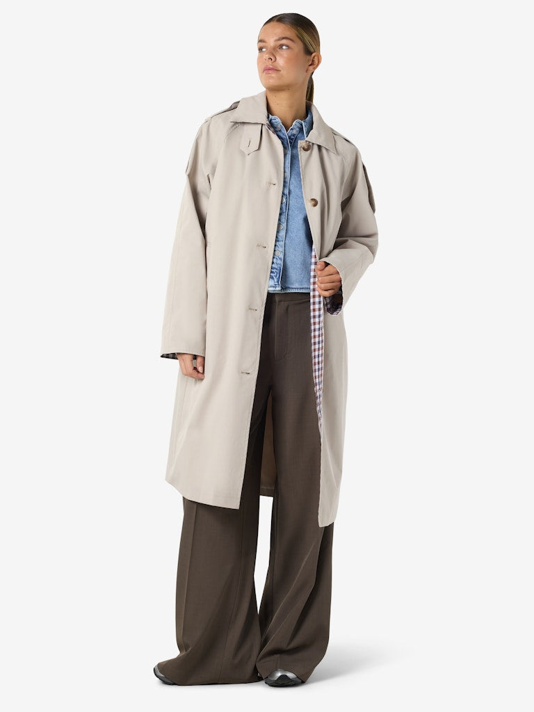 Sandie Trench Coat in Beige