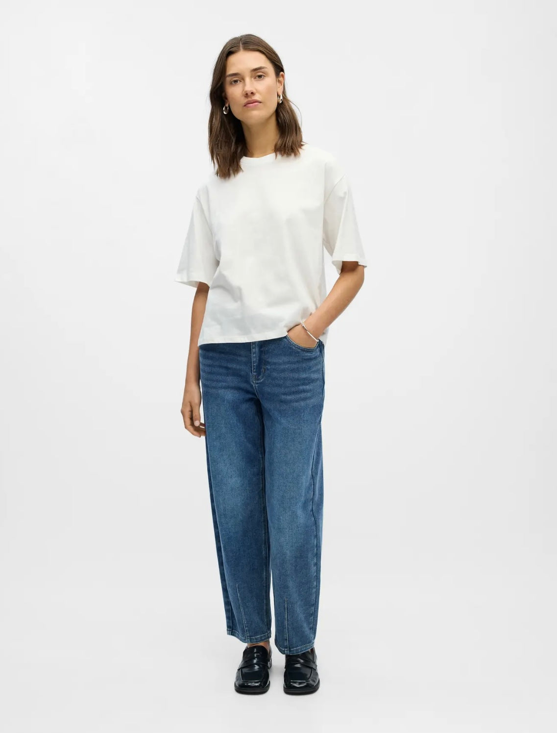 Dervla Dropped Shoulder T-Shirt in White