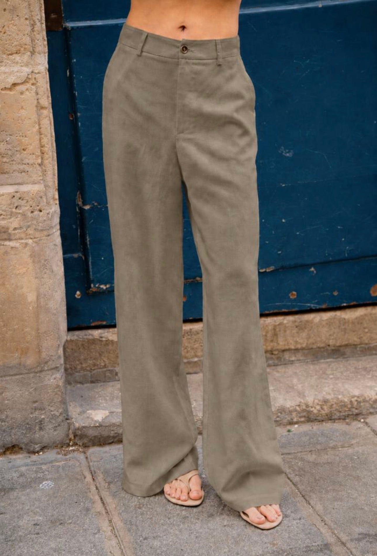 Linen straight pants in sage