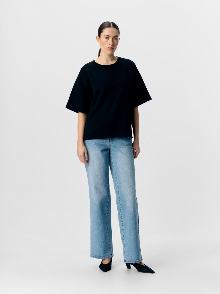 Sara T-Shirt in Black