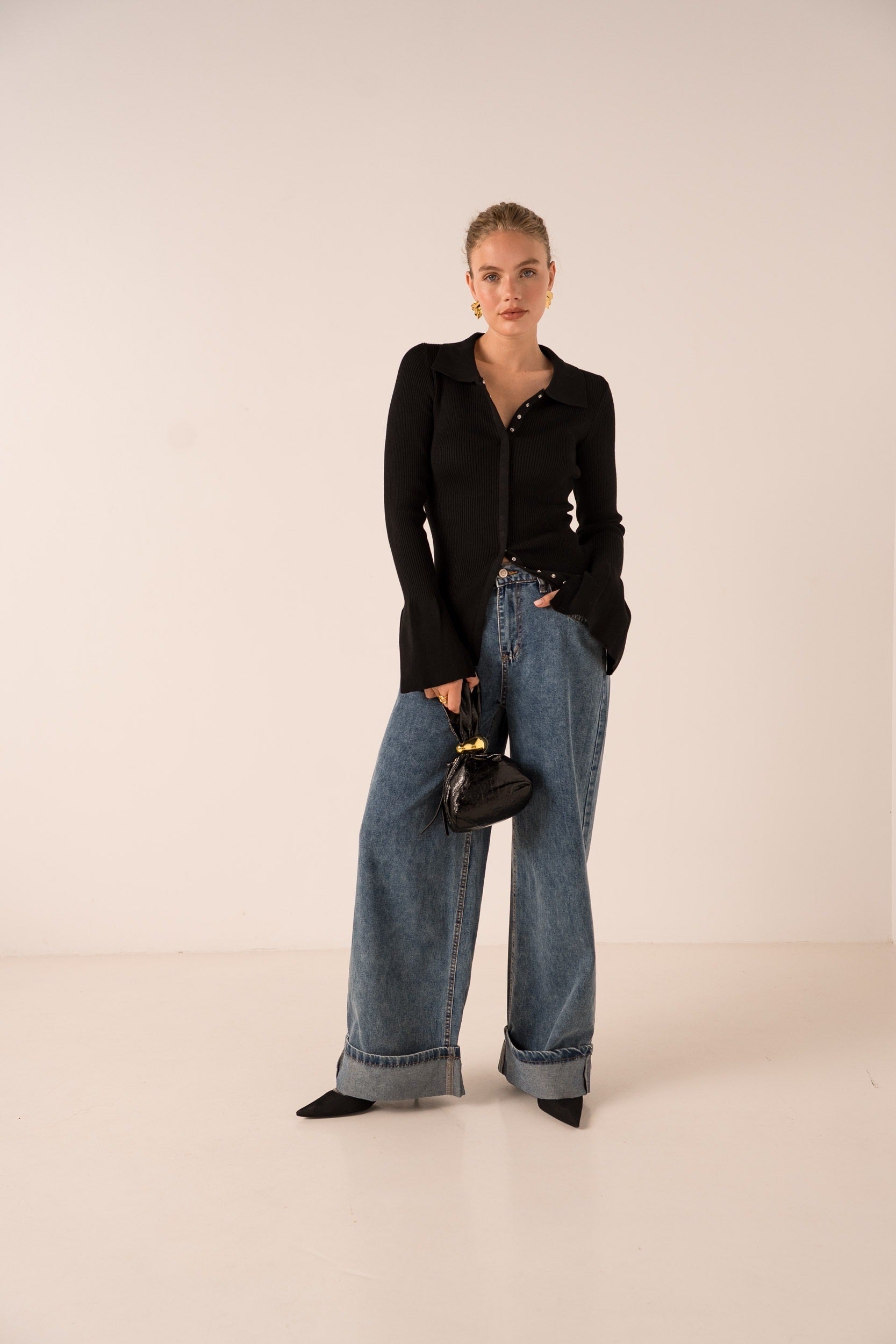 Shona Ribbed Button Top in Black